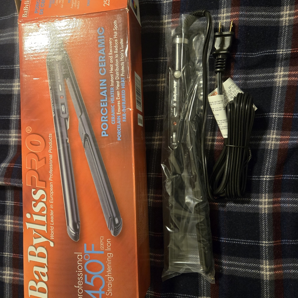 BaBylissPRO Porcelain Ceramic Flat Iron